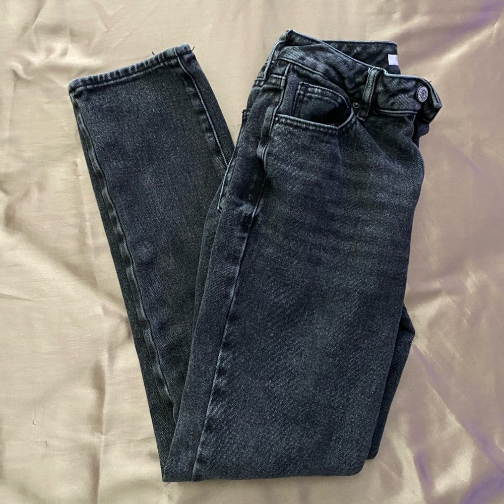 PacSun Women’s 24 Black High Rise Mom Jeans
